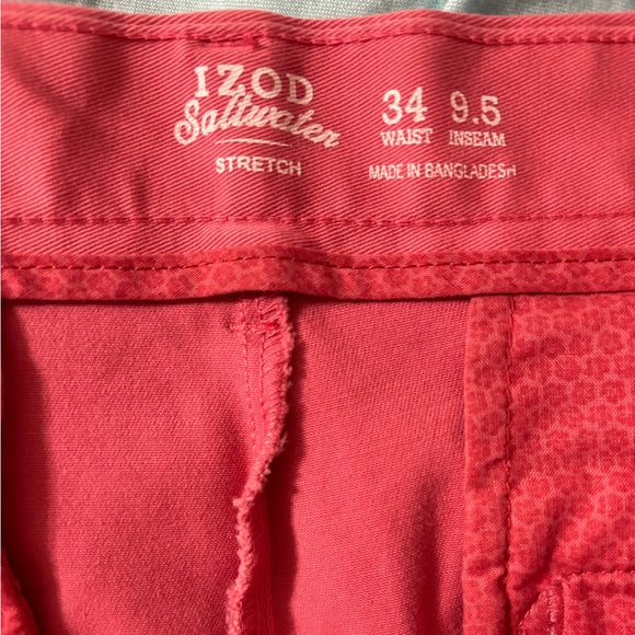 Men’s size 34 with 9.5 inseam; Izod brand in coral - Picture 2 of 4